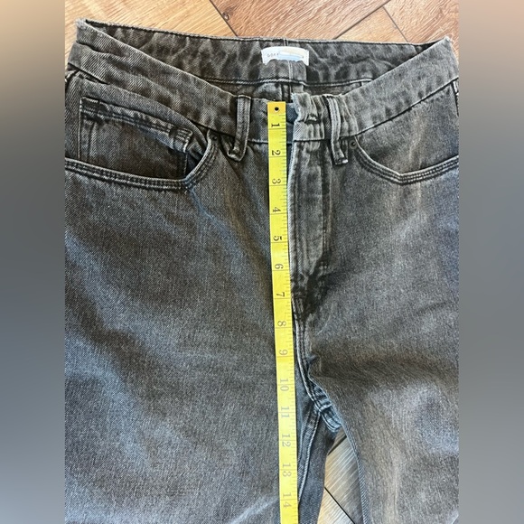 Good American Jeans - Picture 7 of 9